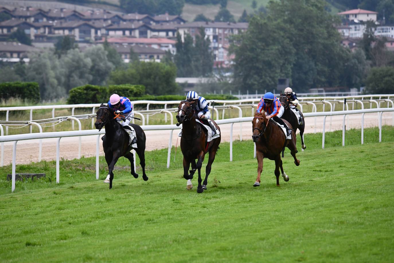 El hipódromo alza el telón