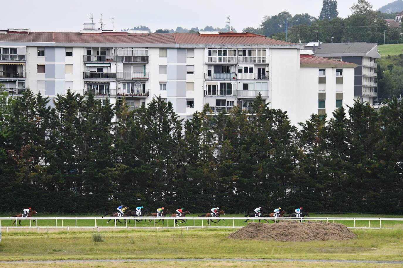 El hipódromo alza el telón