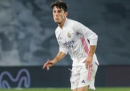 Odriozola en un partido de Liga con el Real Madrid.