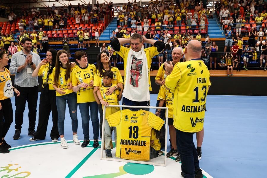 El partido del Bidasoa y las despedidas, en imágenes