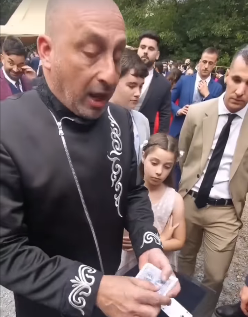 Las fotos del fiestón y de la boda del jugador del Athletic Dani García y Naroa Peñagarikano