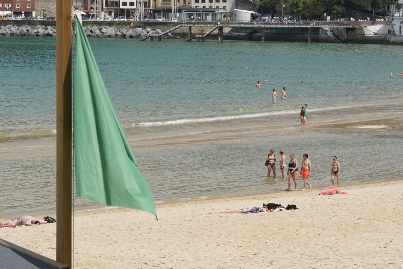 Bandera verde de nuevo en La Concha