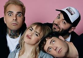 Óscar Hoyos, Lydia Carré, David Merino y Roberto Amor forman la banda.