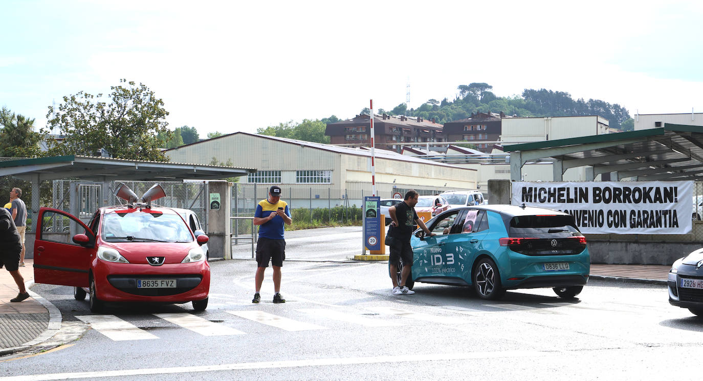 Jornada de huelga en Michelin Lasarte-Oria