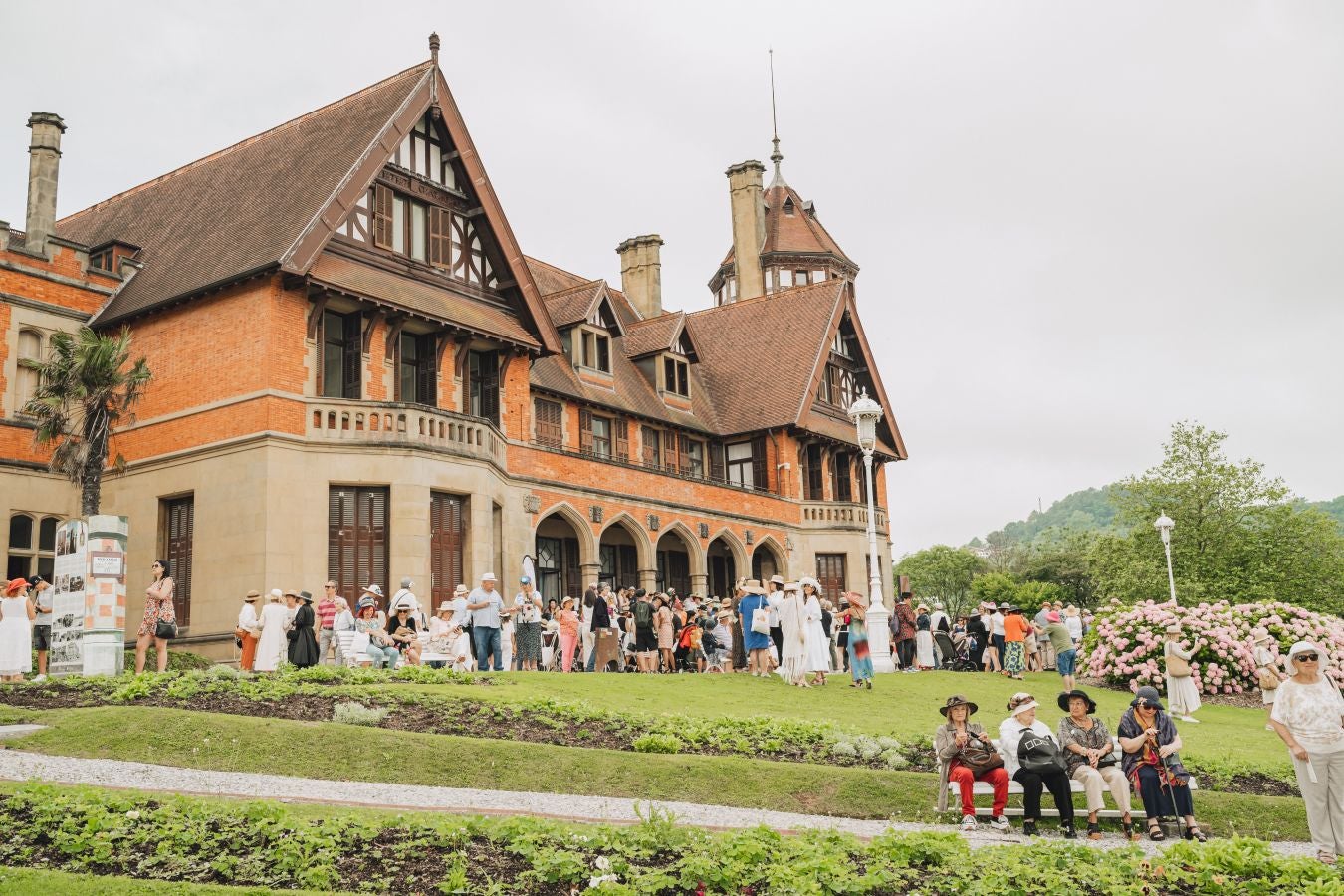 Paseo con sombrero por Donostia