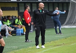 Iñaki Goikoetxea en un partido de esta temporada.