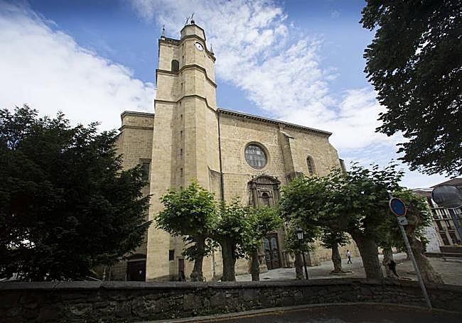 Exterior de la iglesia de Nuestra Señora del Juncal.