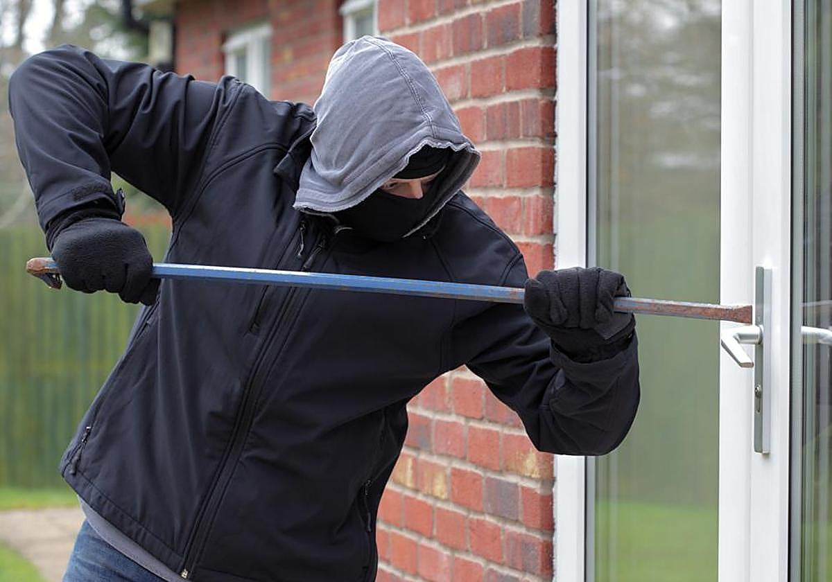 Recomendaciones y consejos para que no te roben este verano