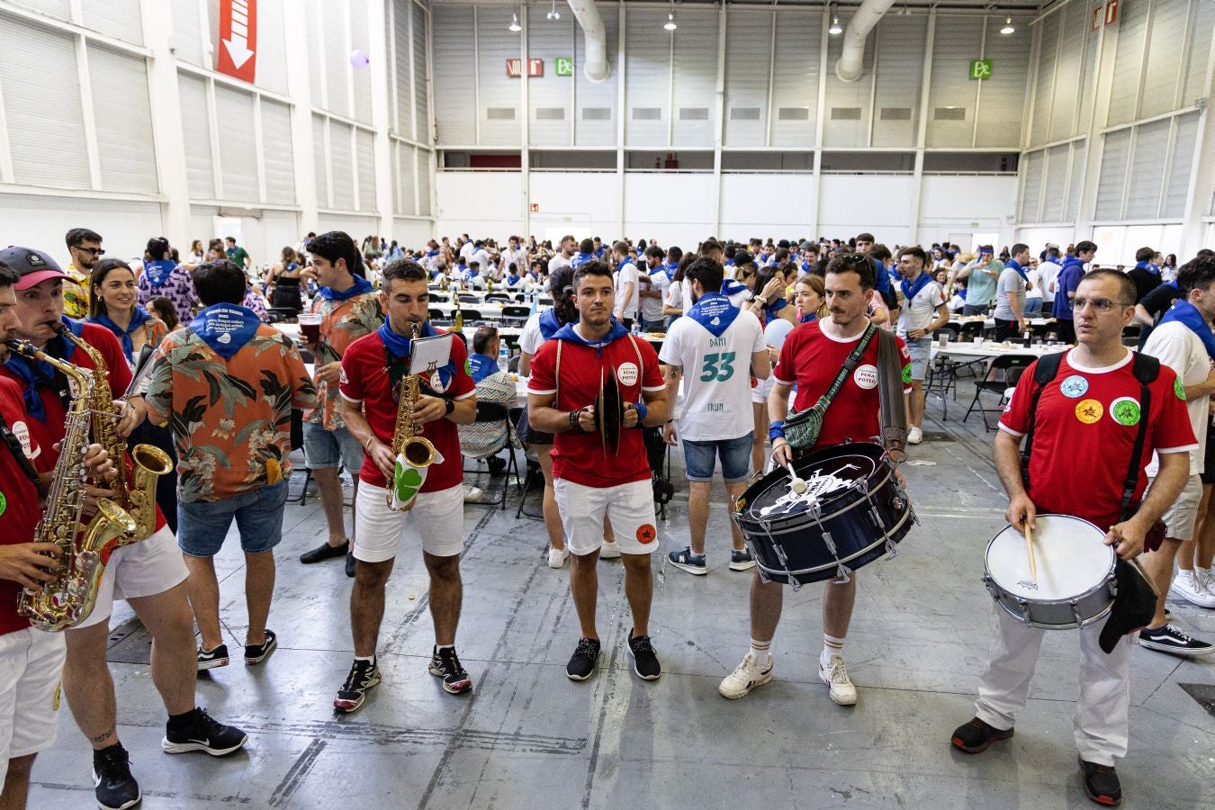 Las cuadrillas protagonizan el sábado festivo de San Marcial