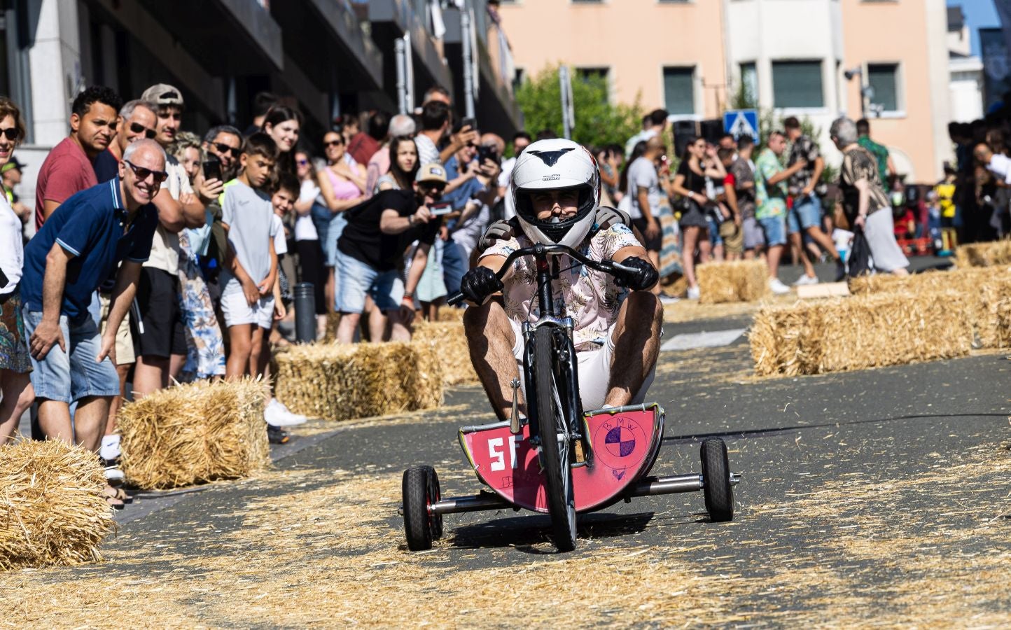Las cuadrillas protagonizan el sábado festivo de San Marcial