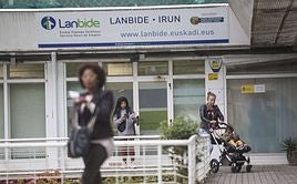 Oficina de Lanbide en Irun.