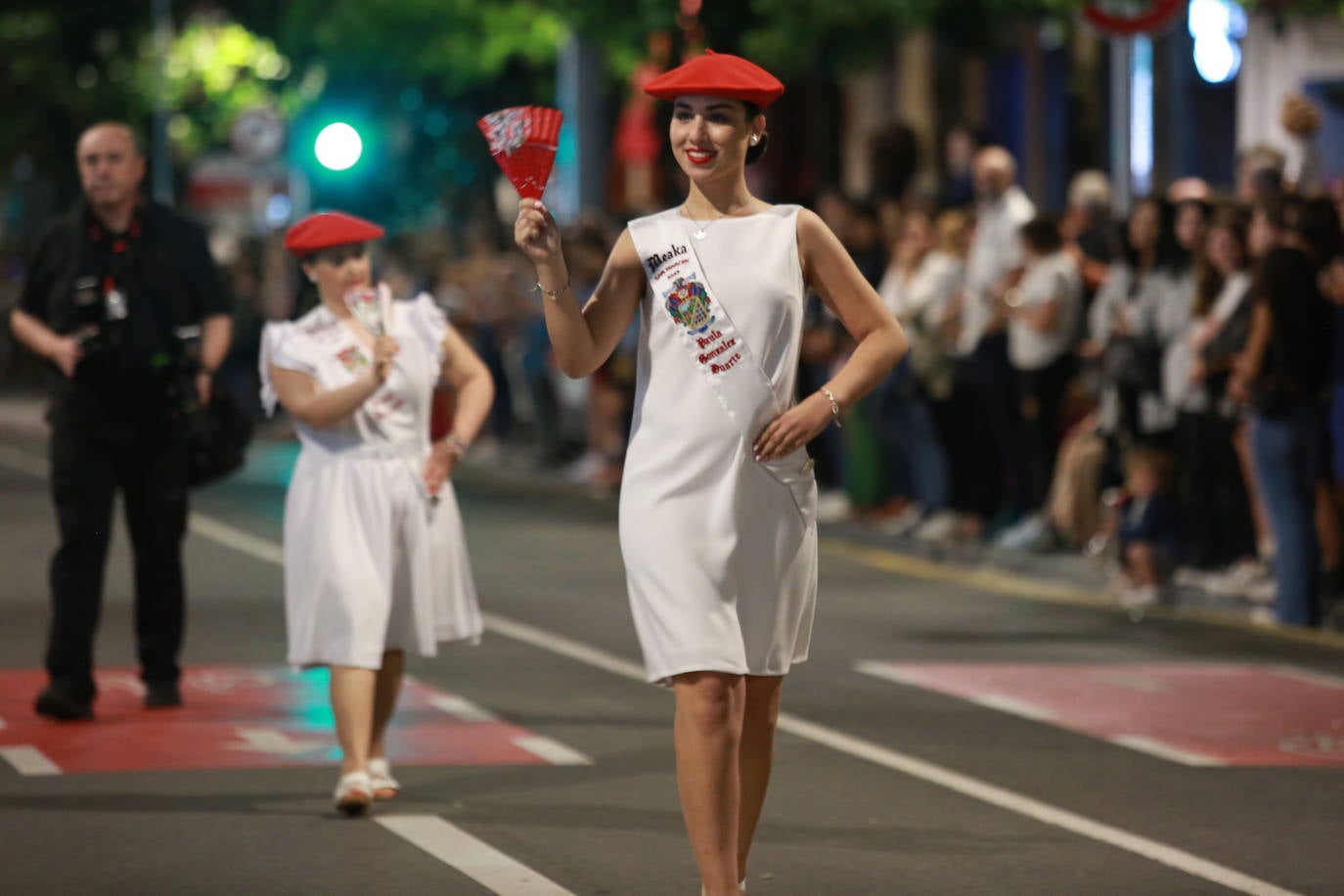 Presentación de cantineras del Alarde Tradicional