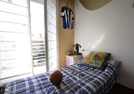 Habitación de un menor en un piso de acogida de la Diputación.