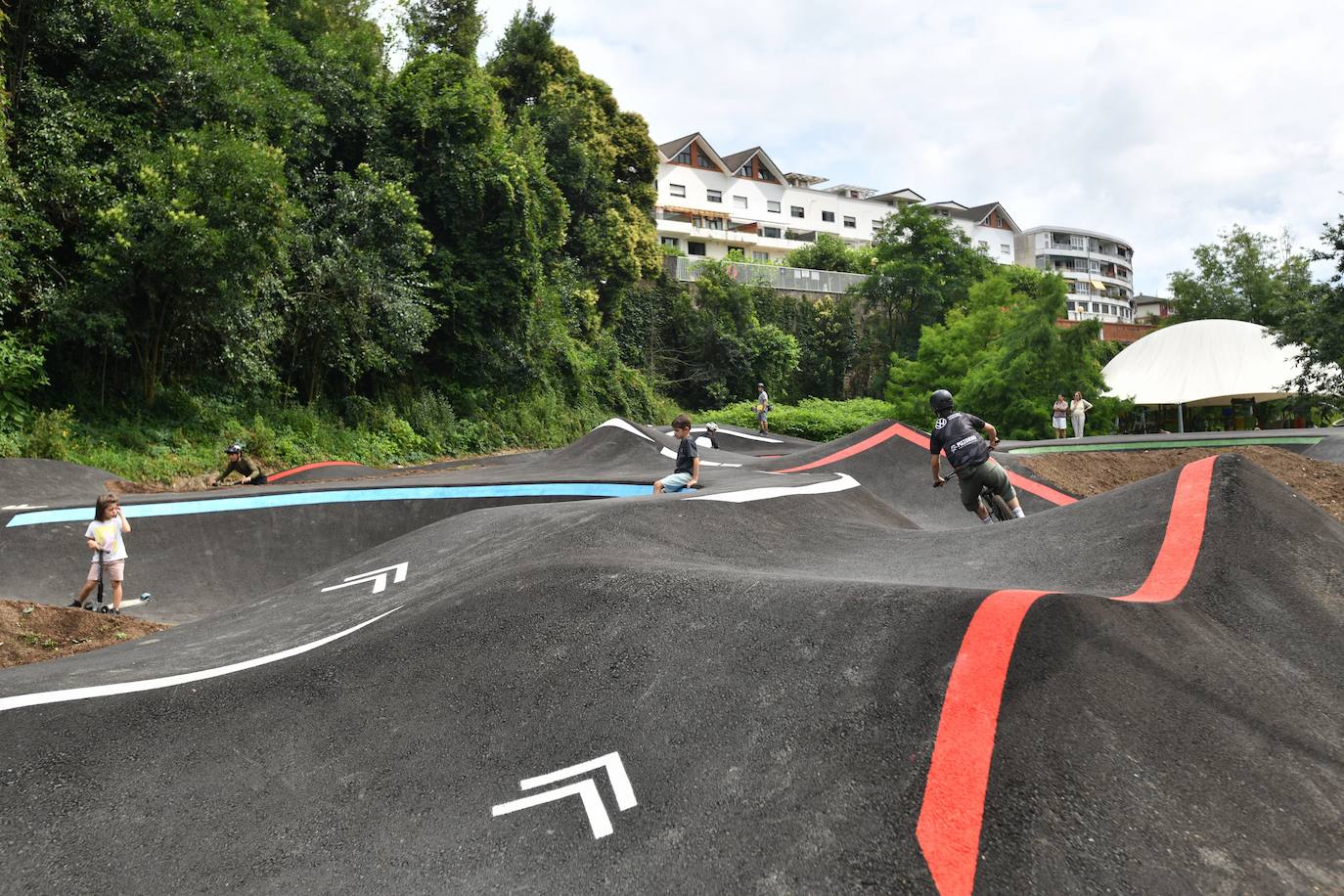 Inaugurado el nuevo pump-track de Arrobitxulo
