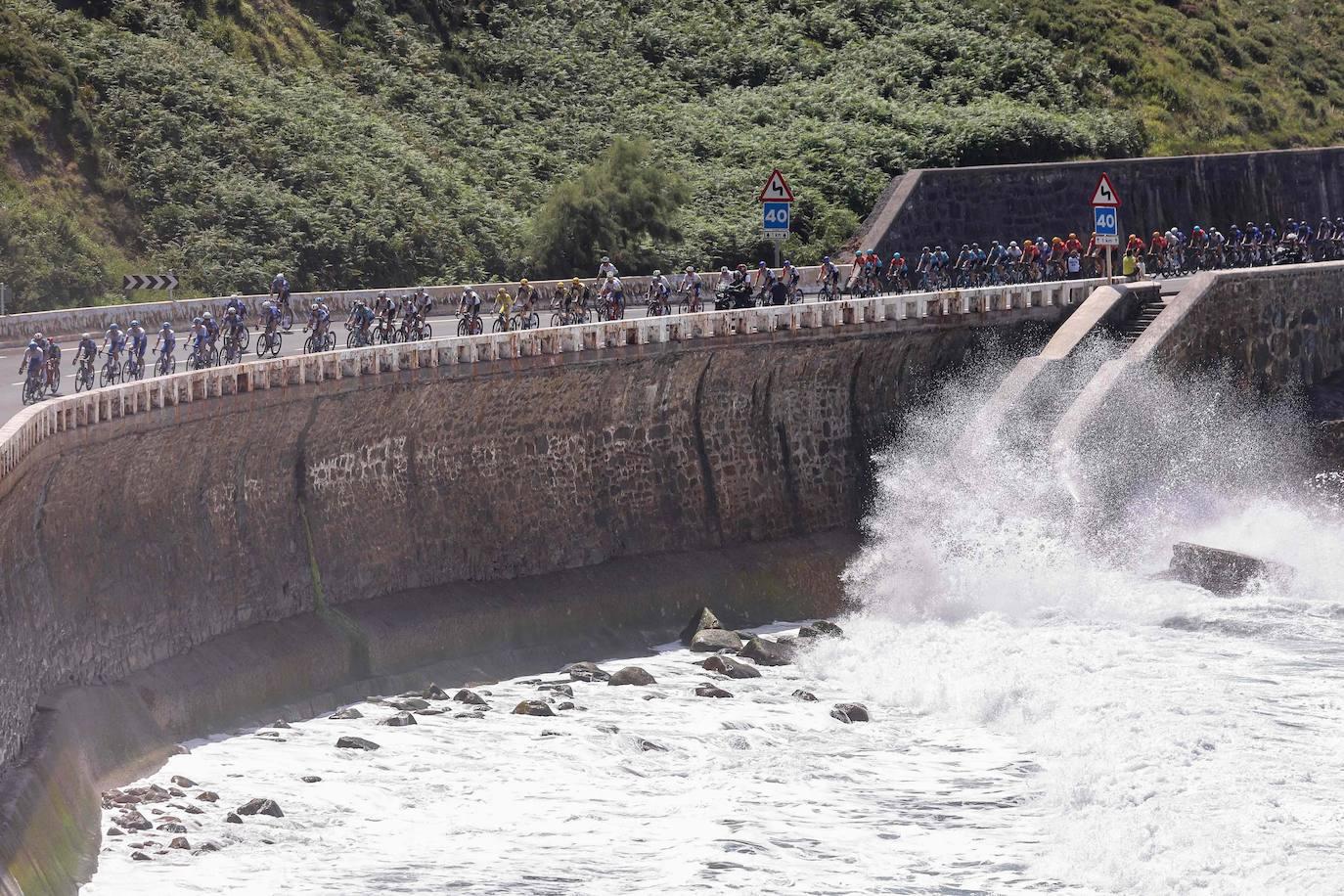 Las mejores imágenes de la etapa del Tour en Gipuzkoa