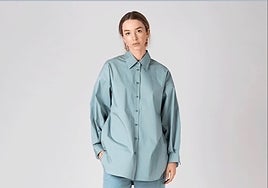 Camisa en color azul de Minimil