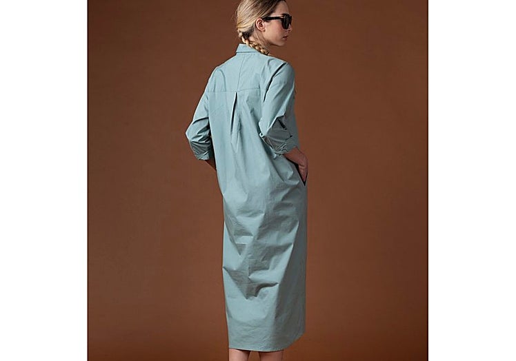 Vestido camisero en color azul de Minimil