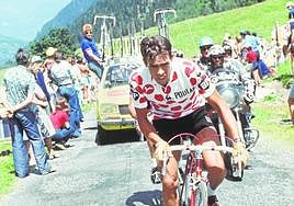 Lucien van Impe fue el primer deuño del maillot de puntos, en 1975. Un años después ganó el Tour.