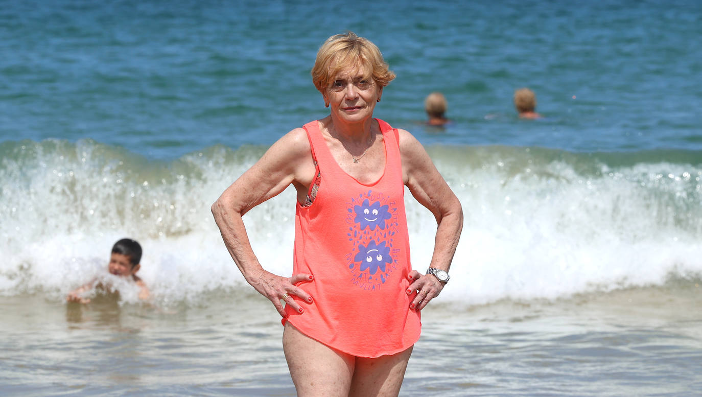 El baño más solidario por la esclerosis múltiple