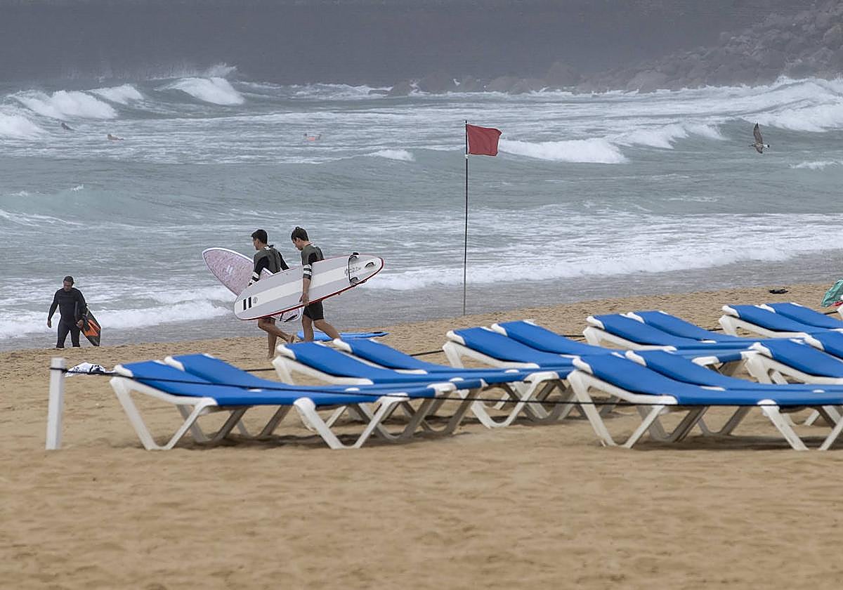La Guardia Municipal de Donostia velará por que se respete la bandera roja