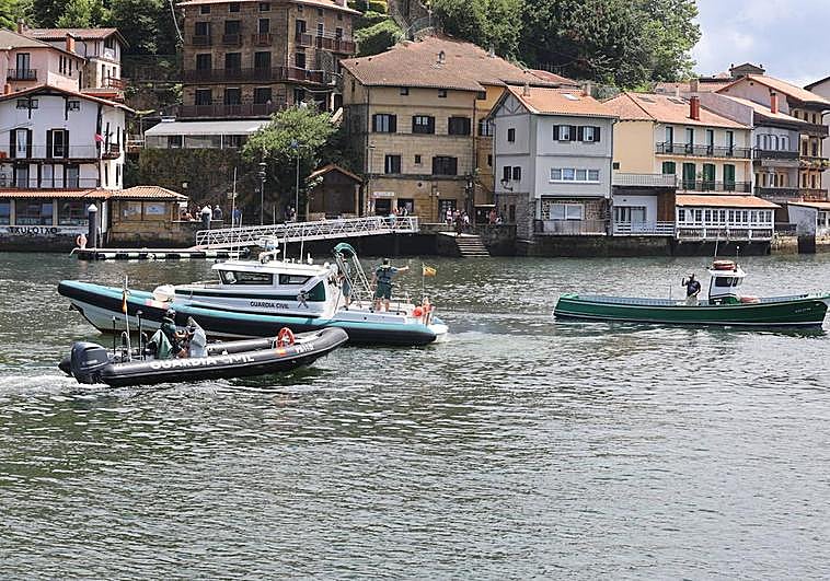 La Guardia Civil detona el artefacto.