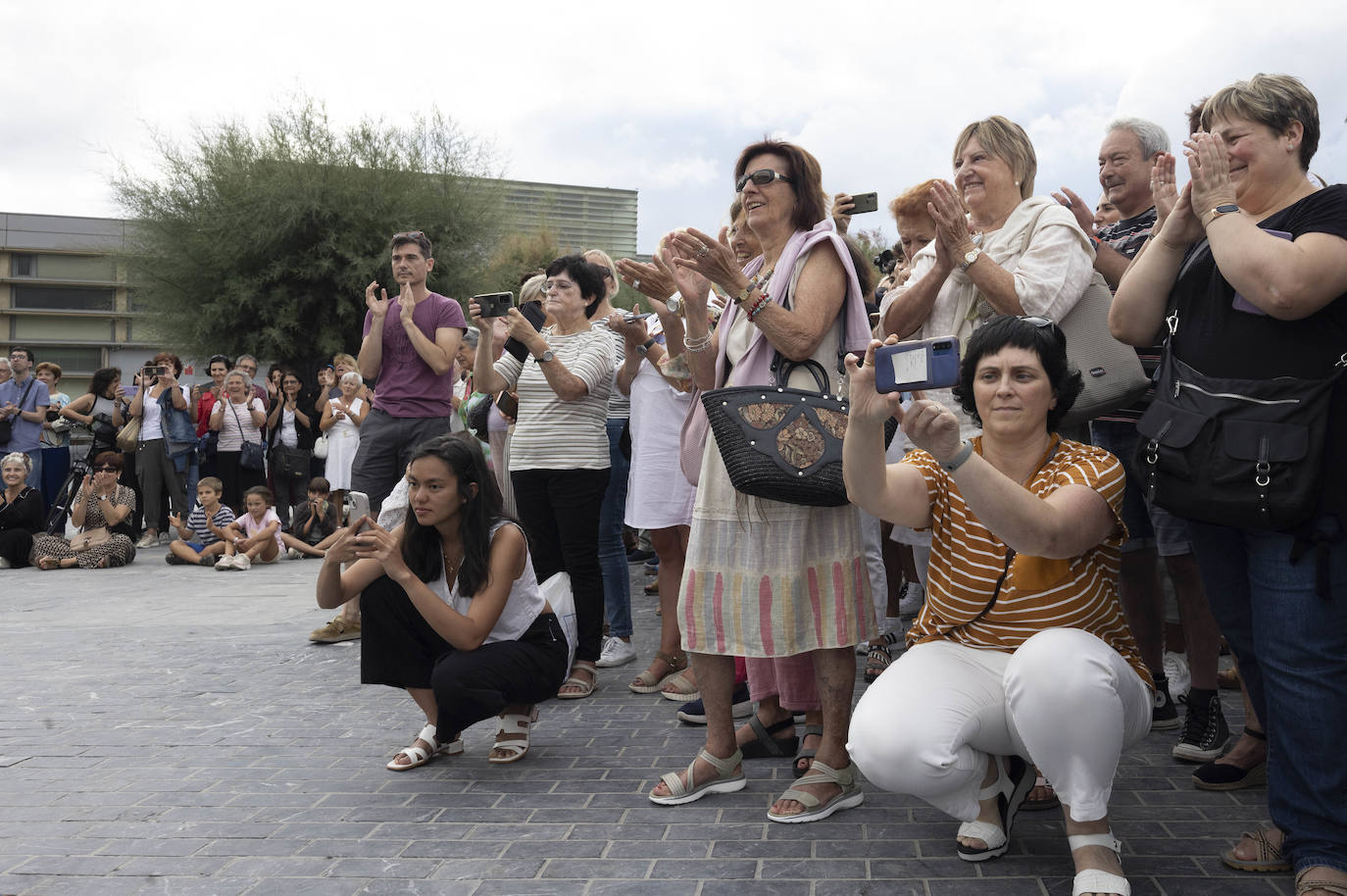 La kalejira de Euskorleans, en imágenes