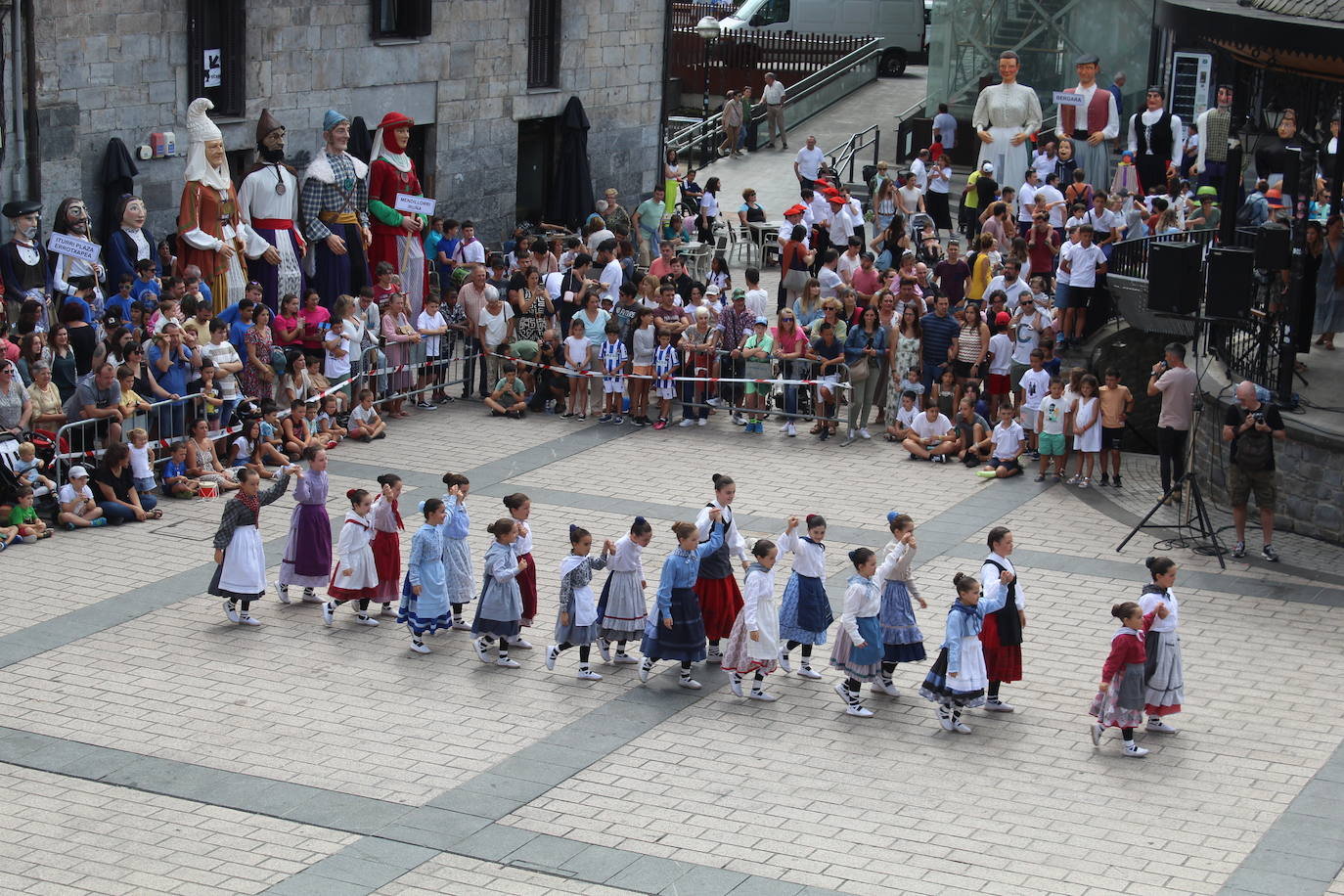 Los gigantes conquistan Azpeitia
