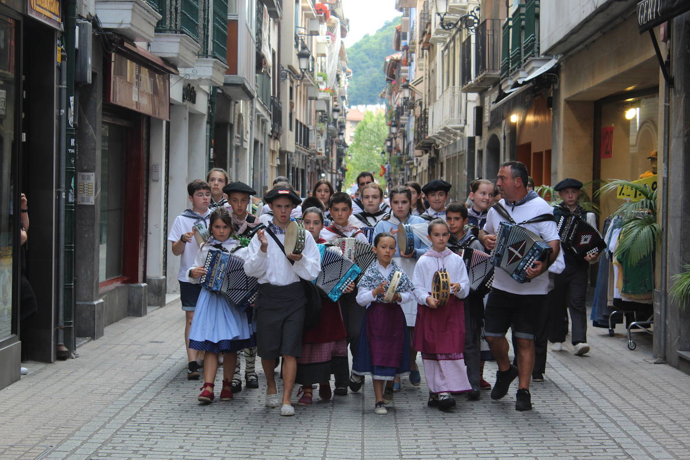 Los gigantes conquistan Azpeitia