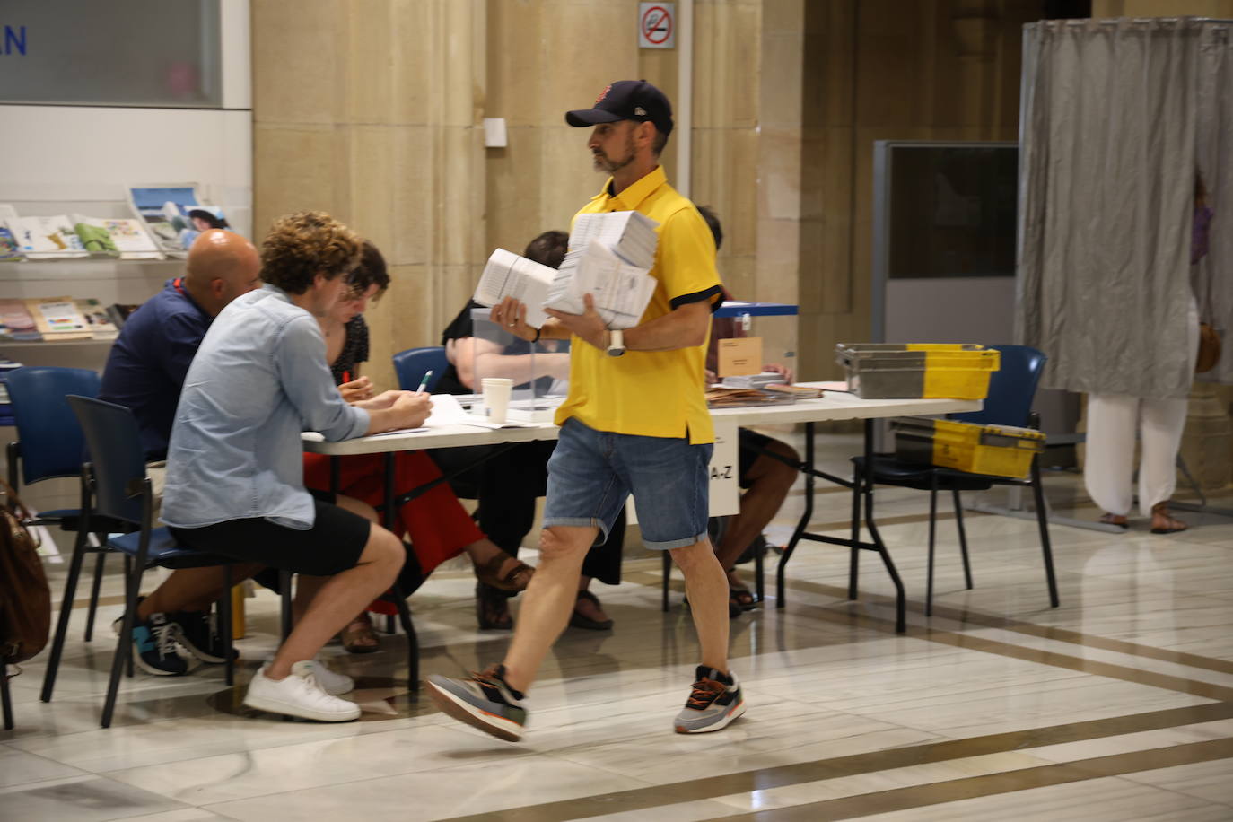 El voto por correo llega a las mesas