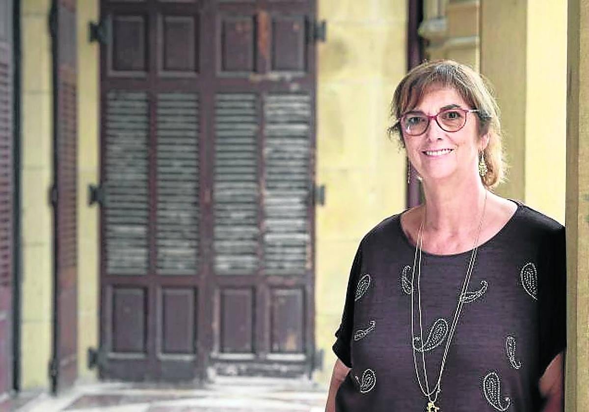 Marije Goikoetxea en el Palacio Miramar de Donostia durante el curso de verano de la UPV/EHU que ha dirigido.