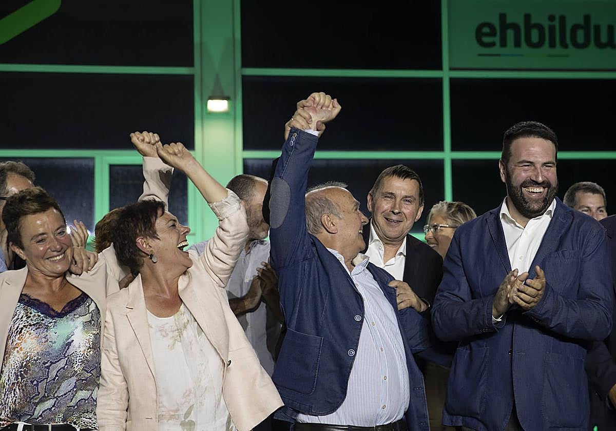Celebración de EH Bildu durante la noche electoral.
