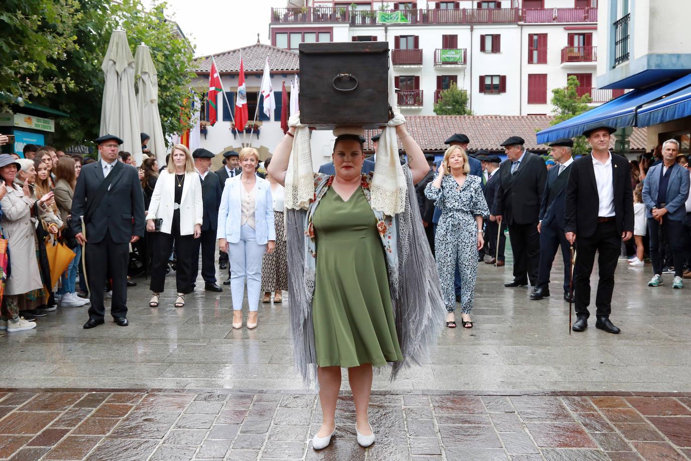 Las mejores imágenes de las vueltas a la kutxa en Hondarribia