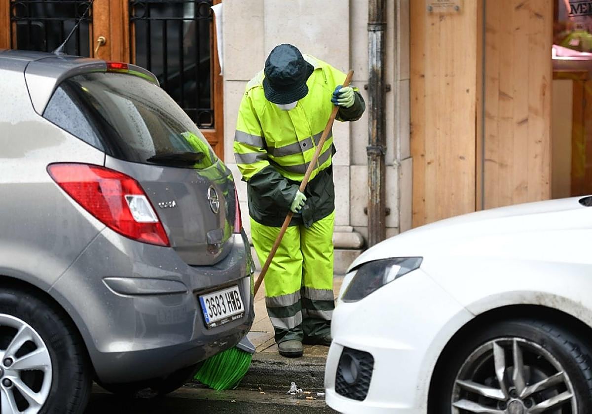 La mejora de la limpieza viaria es una de las principales preocupaciones de los vecinos.