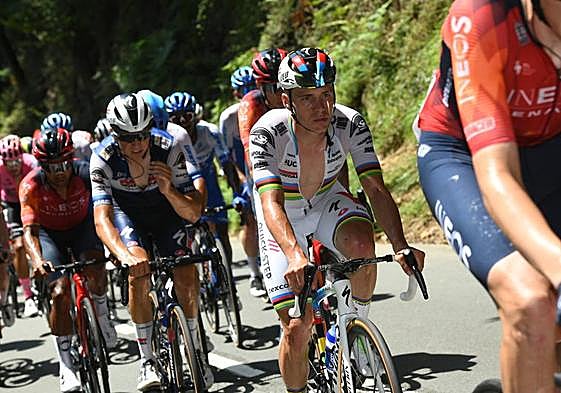 Así te hemos contado la victoria de Evenepoel en la Clásica