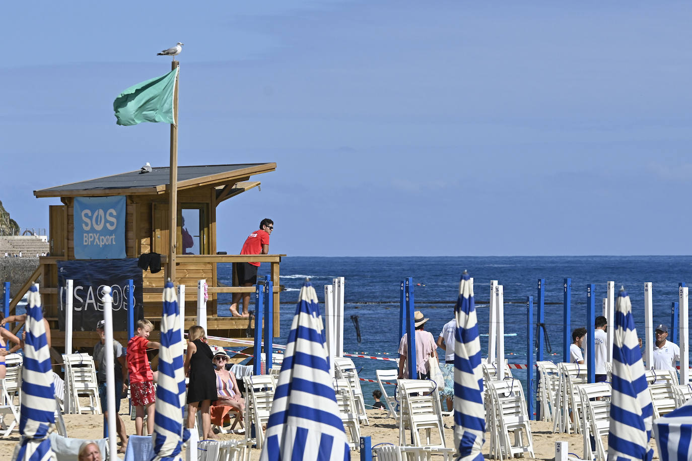 Jornada soleada en las playas guipuzcoanas