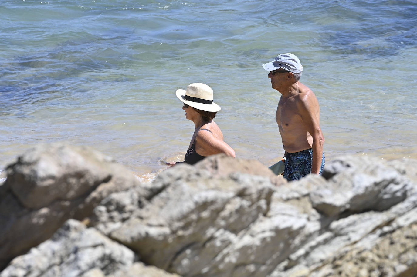 Jornada soleada en las playas guipuzcoanas