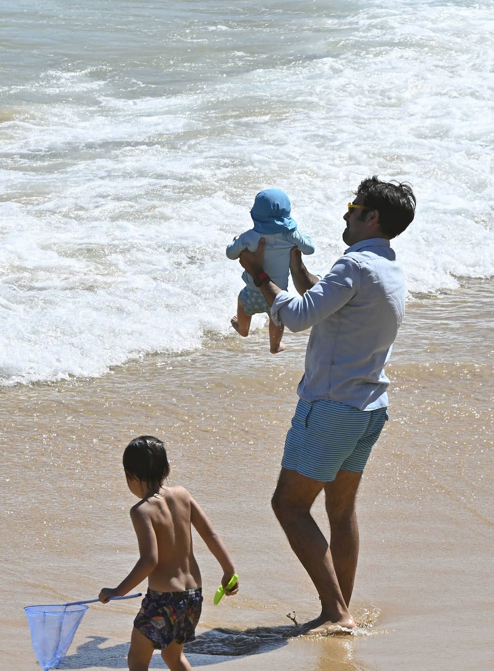 Jornada soleada en las playas guipuzcoanas