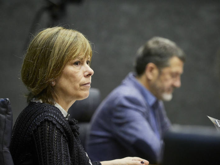 Uxue Barkos, durante un pleno en el Parlamento de Navarra.