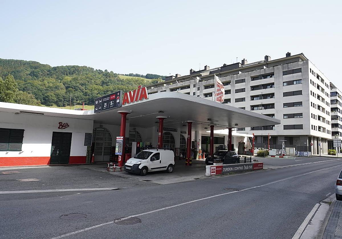 Gasolinera donde el detenido perpetró uno de los robos.