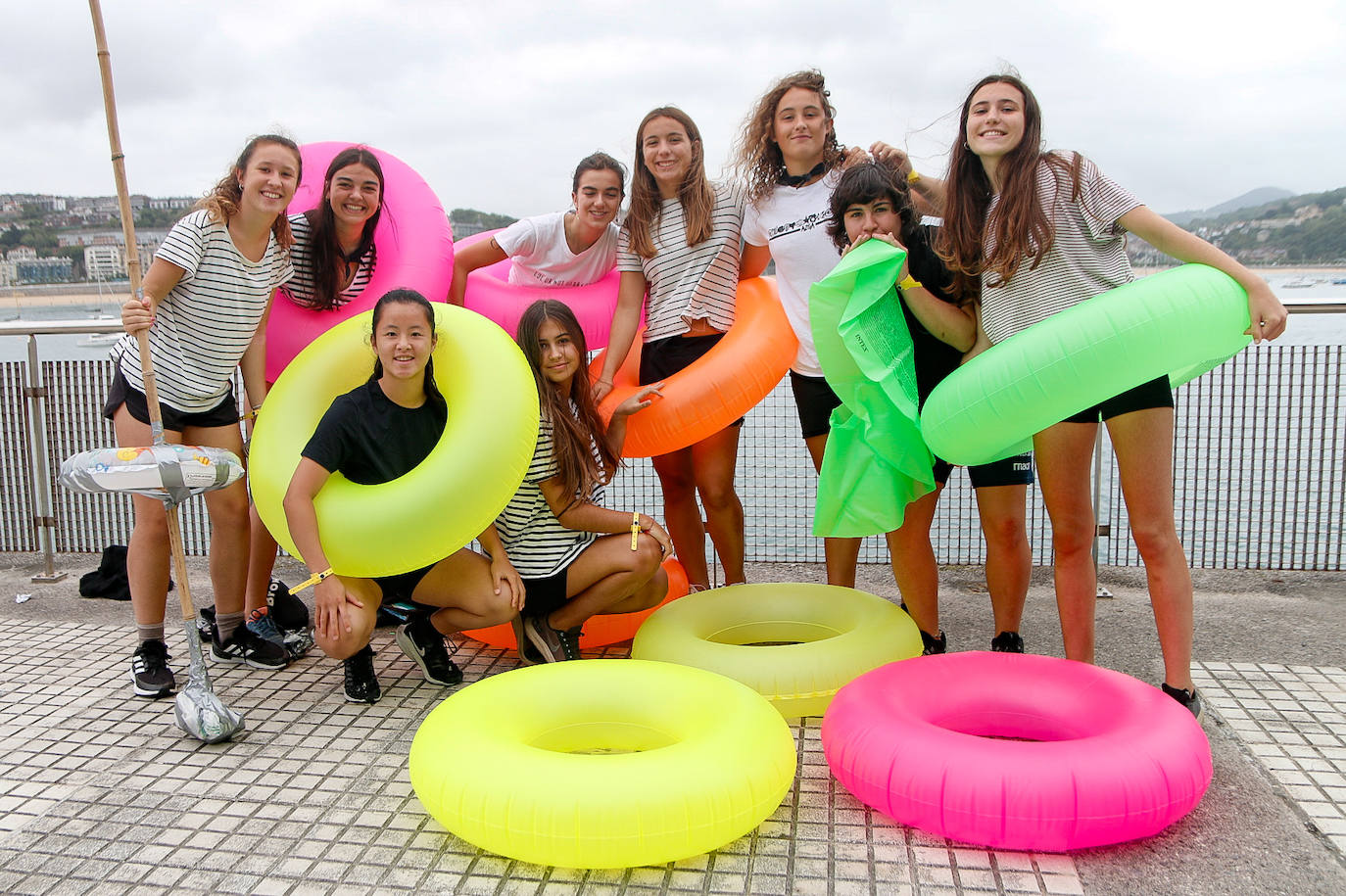 Los piratas ultiman su abordaje