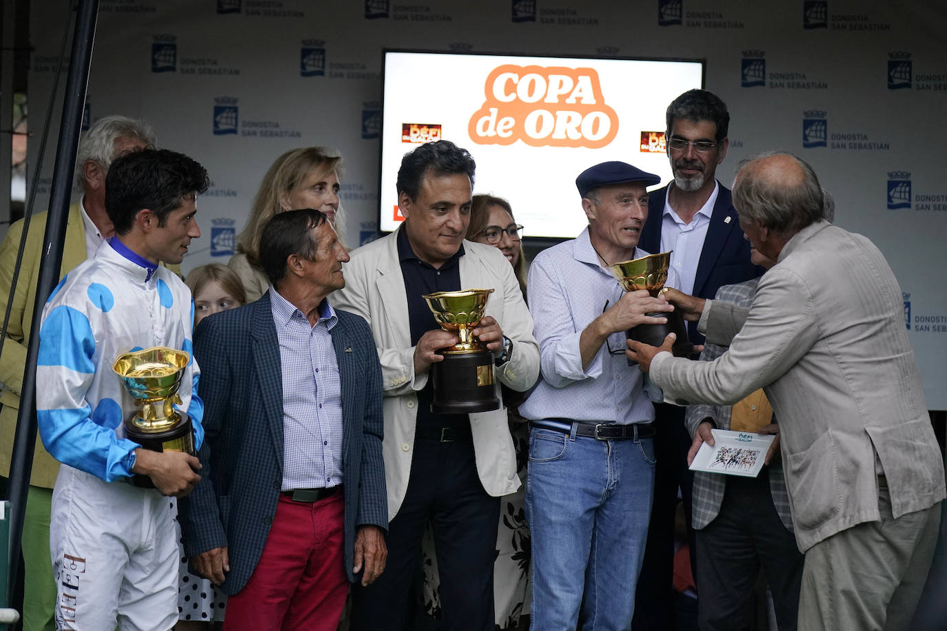 Una Copa de Oro llena de prestigio