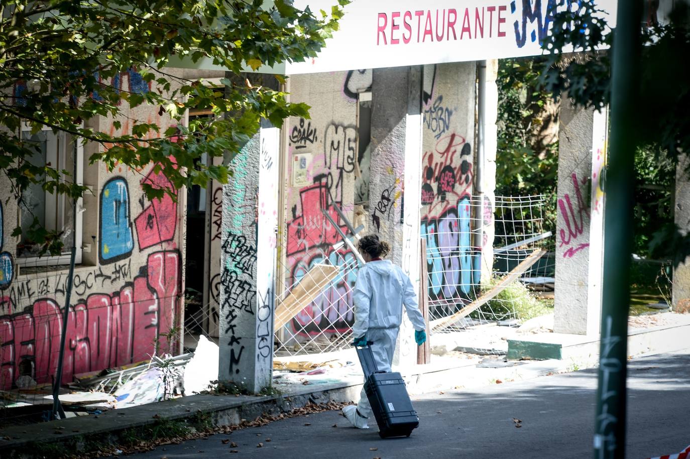 Edificio donde ha aparecido el cadáver.