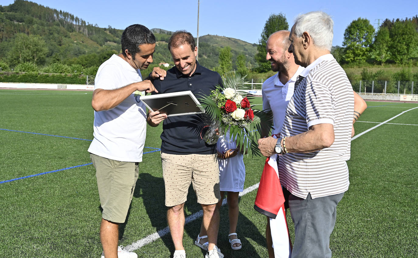 Así ha sido homenaje a Jagoba Arrasate