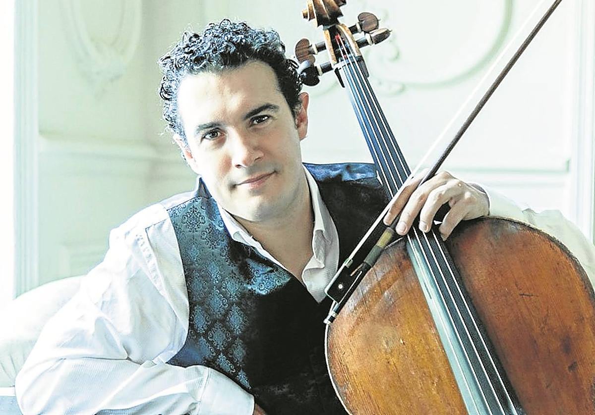 El violonchelista muniqués Adolfo Gutiérez Arenas, en una imagen promocional.