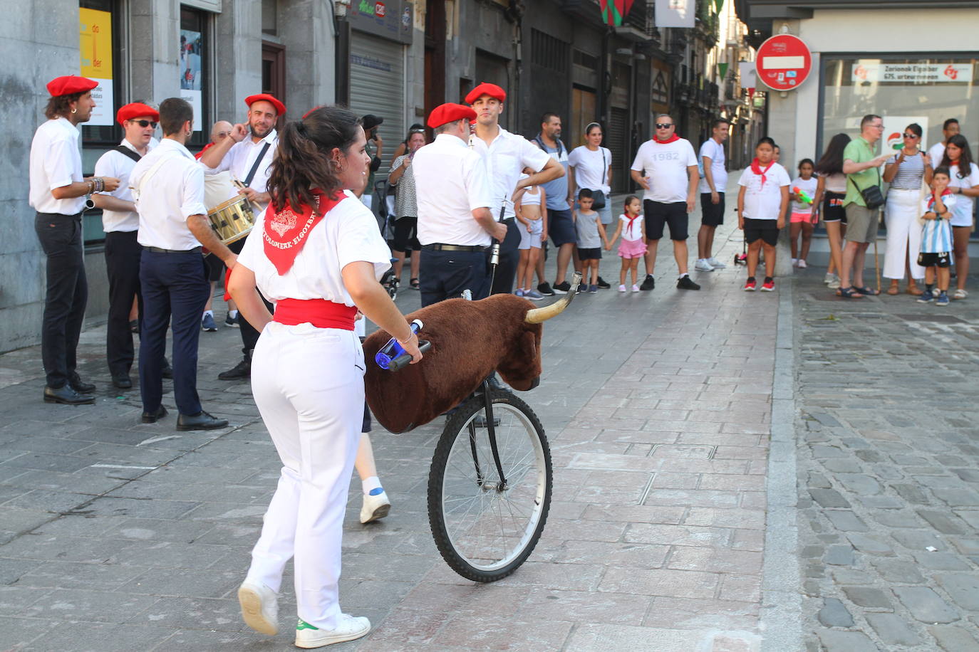 Las mejores imágenes del inicio de los &#039;sanbartolos&#039;