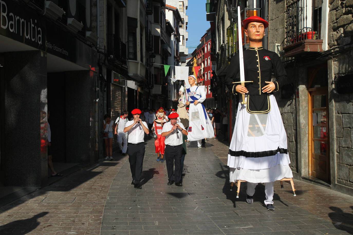 Las mejores imágenes del inicio de los &#039;sanbartolos&#039;