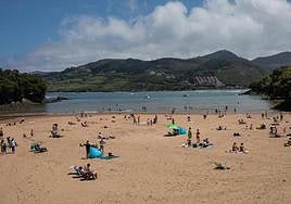 Imagen de archivo de la playa de Laidatxu, en Mundaka.