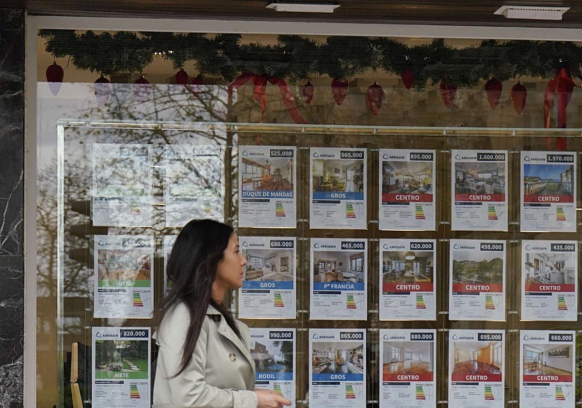 Solo una de cuatro mujeres cuenta con recursos economómicos para comprar su primera vivienda.