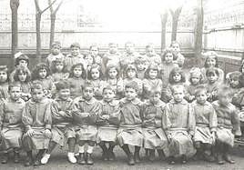 Niños y niñas atendidos en la Escuela de Párvulos.