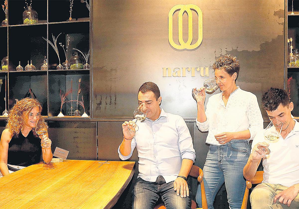 Un champagne bajo los fuegos